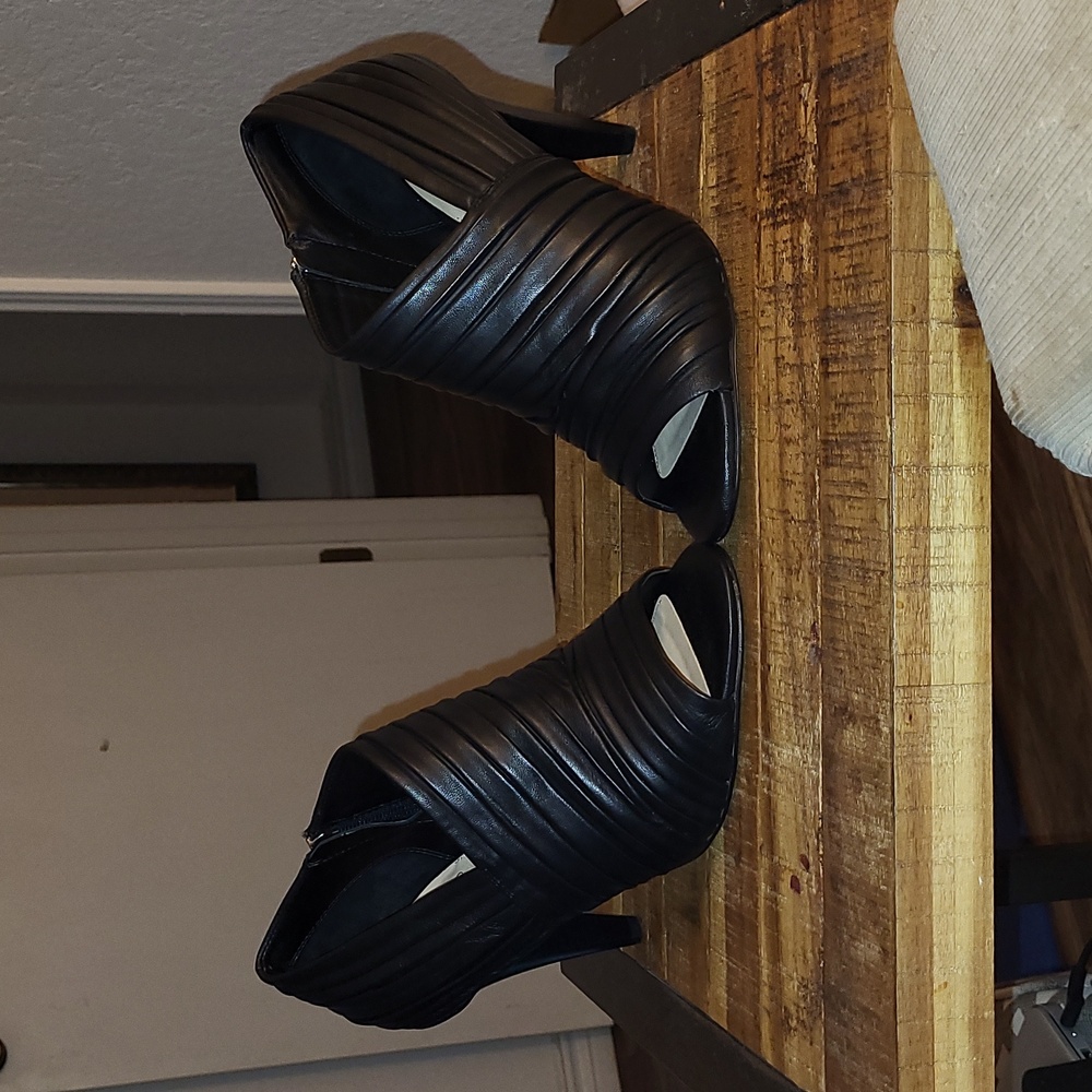 Vince Camuto Ankle Heels, Size 10m